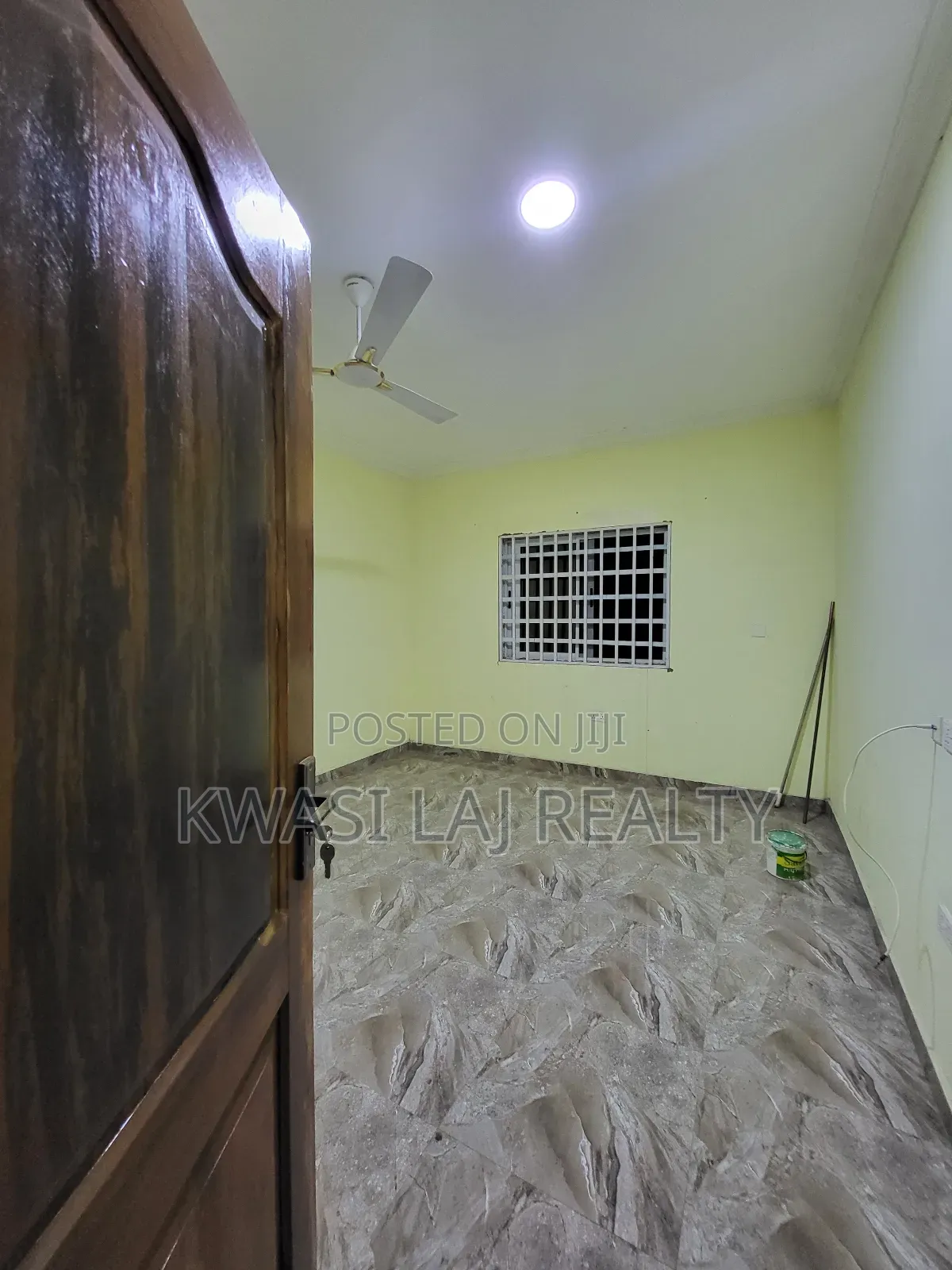 2bdrm Apartment in Whitecross, Weija for rent