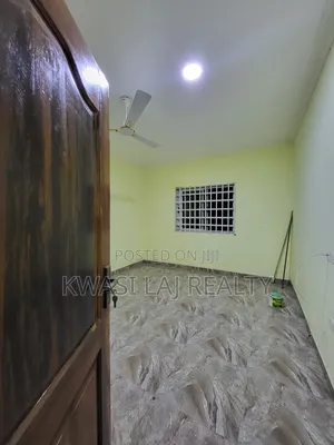 2bdrm Apartment in Whitecross, Weija for rent