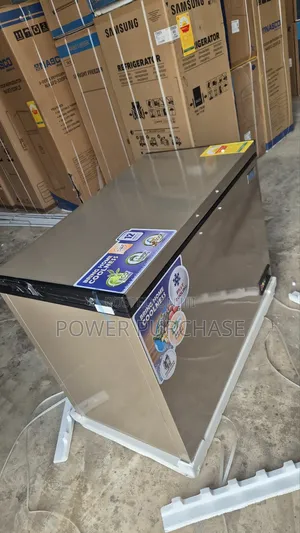 Nasco Chest Freezer 288 Litres Golden