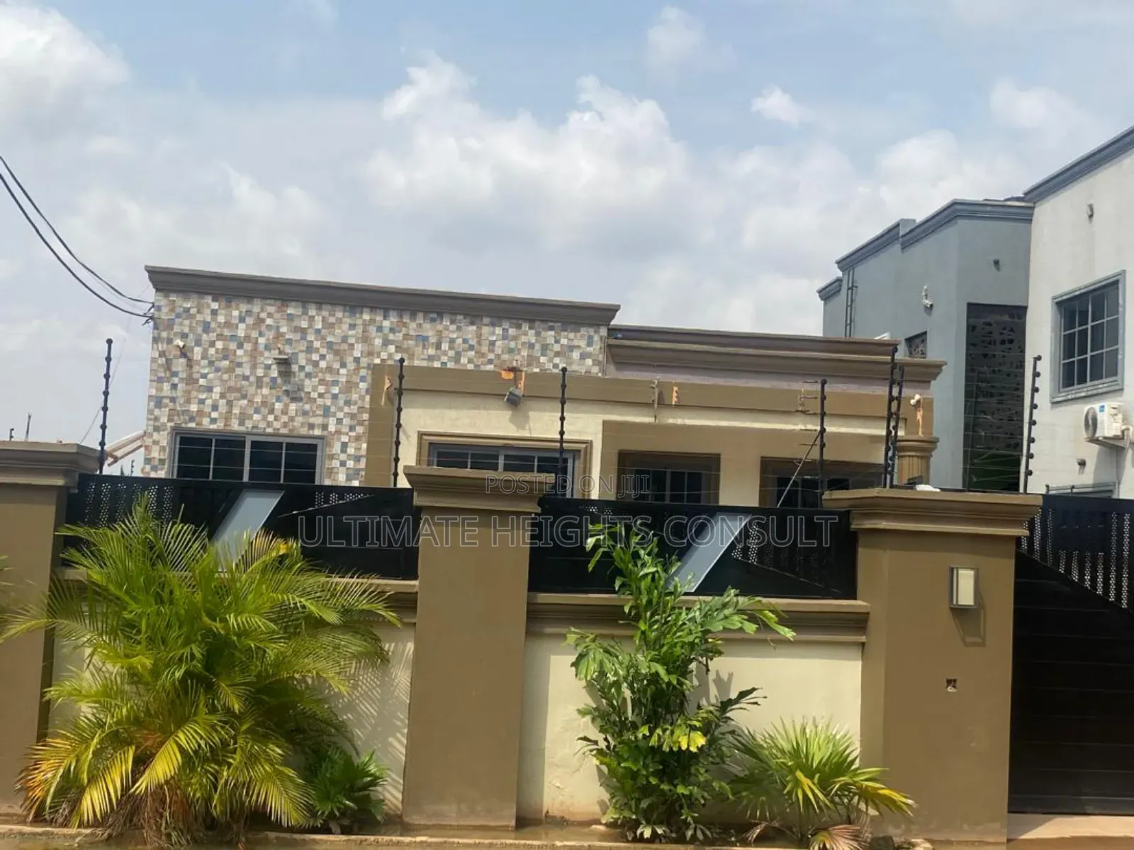 3bdrm House in Ashley Botwe for sale