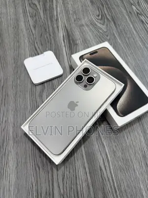 Apple iPhone 15 Pro Max 256 GB Silver