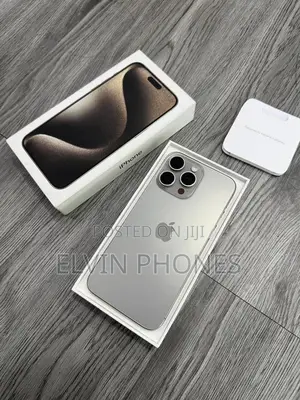 Apple iPhone 15 Pro Max 256 GB Silver