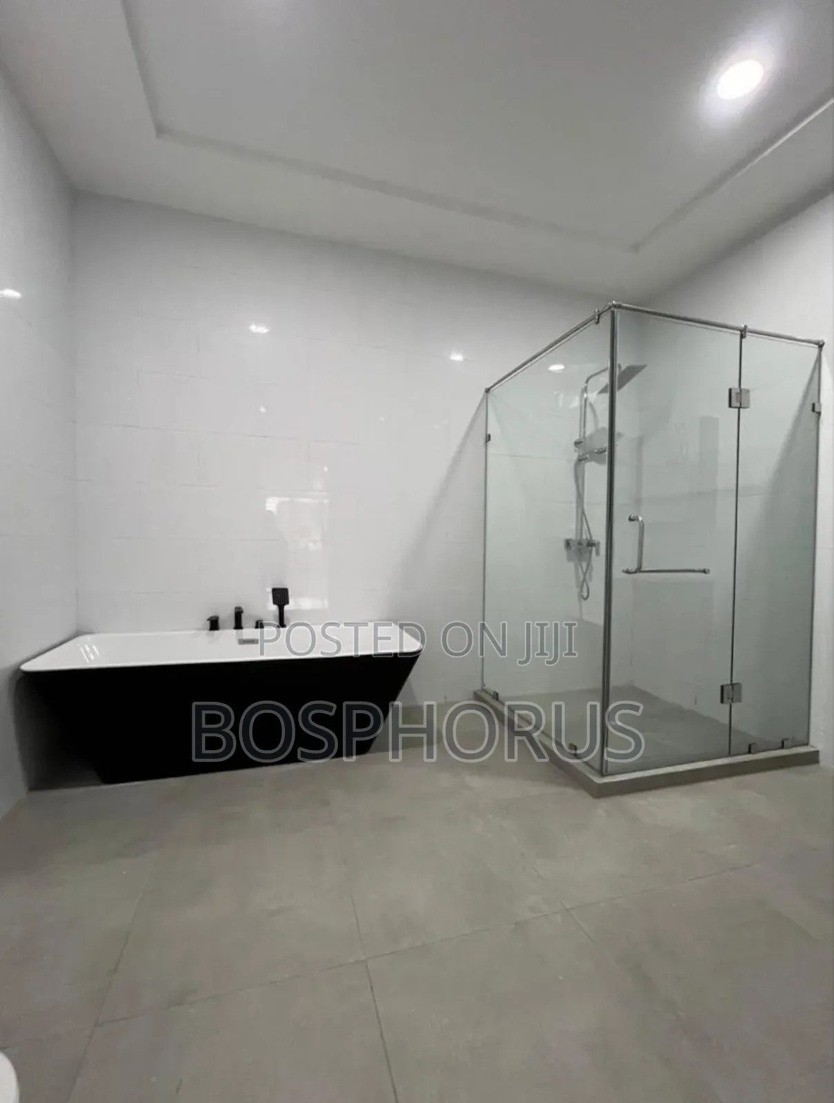 4bdrm House in Lakeside for sale