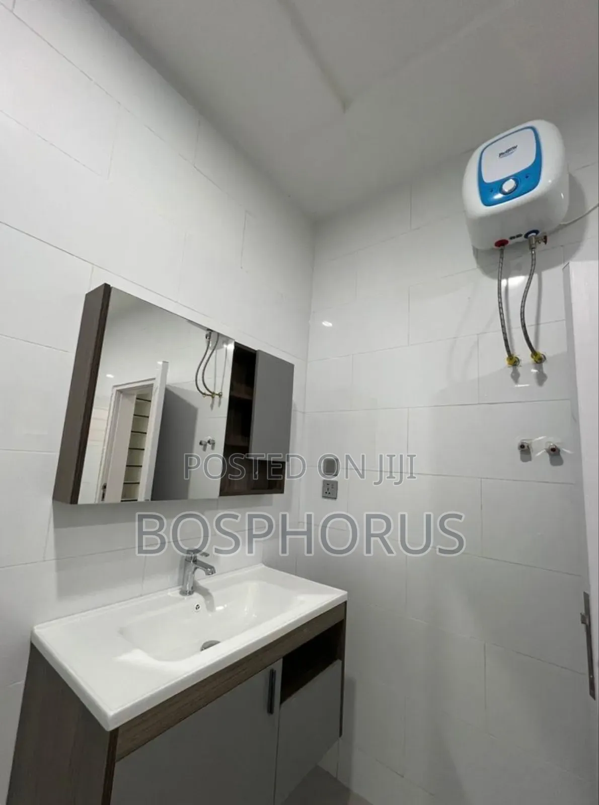 4bdrm House in Lakeside for sale