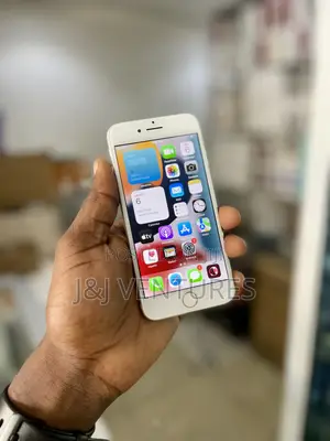 Apple iPhone 7 32 GB Silver
