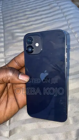 Apple iPhone 12 64 GB Black