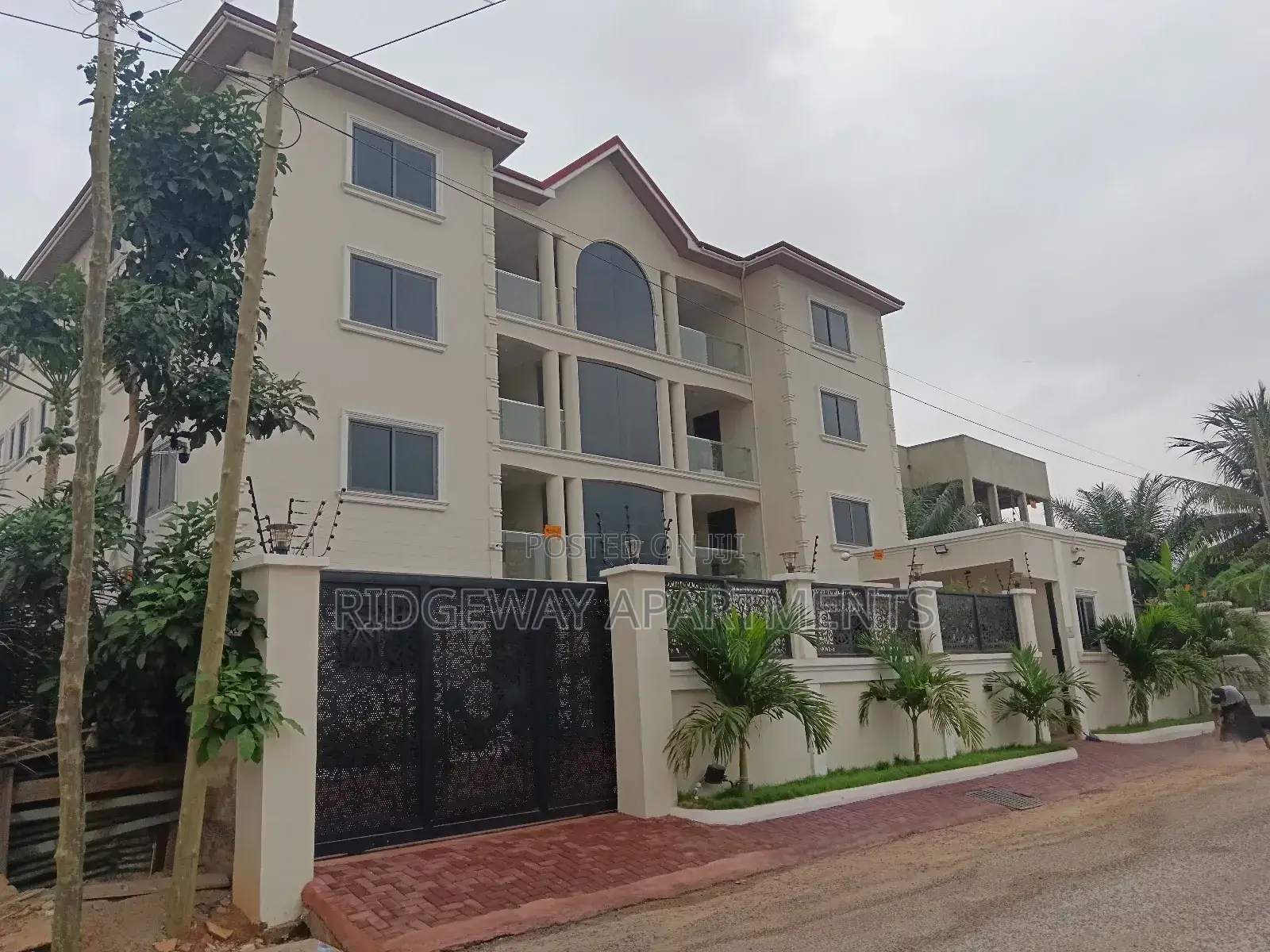 Furnished 2bdrm Apartment in Ridgeway Apartments, Tseaddo for rent