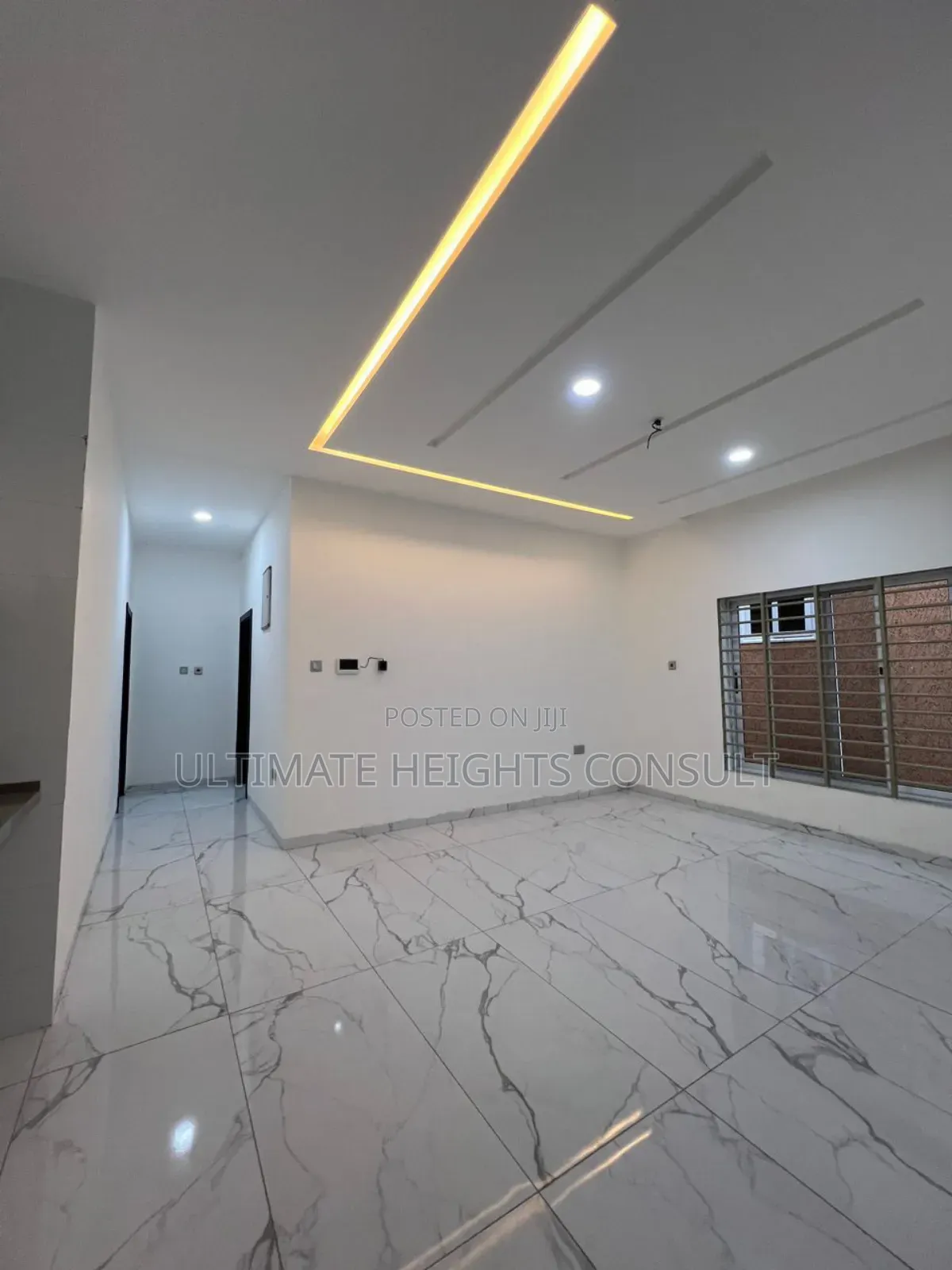 4bdrm House in Ashaley Botwe, Lake Side Estate for sale