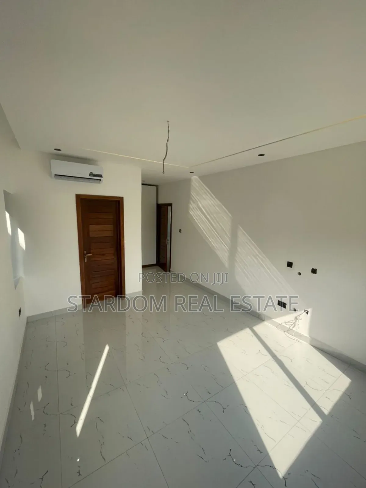 4bdrm Duplex in Ayi Mensah, Oyarifa for sale