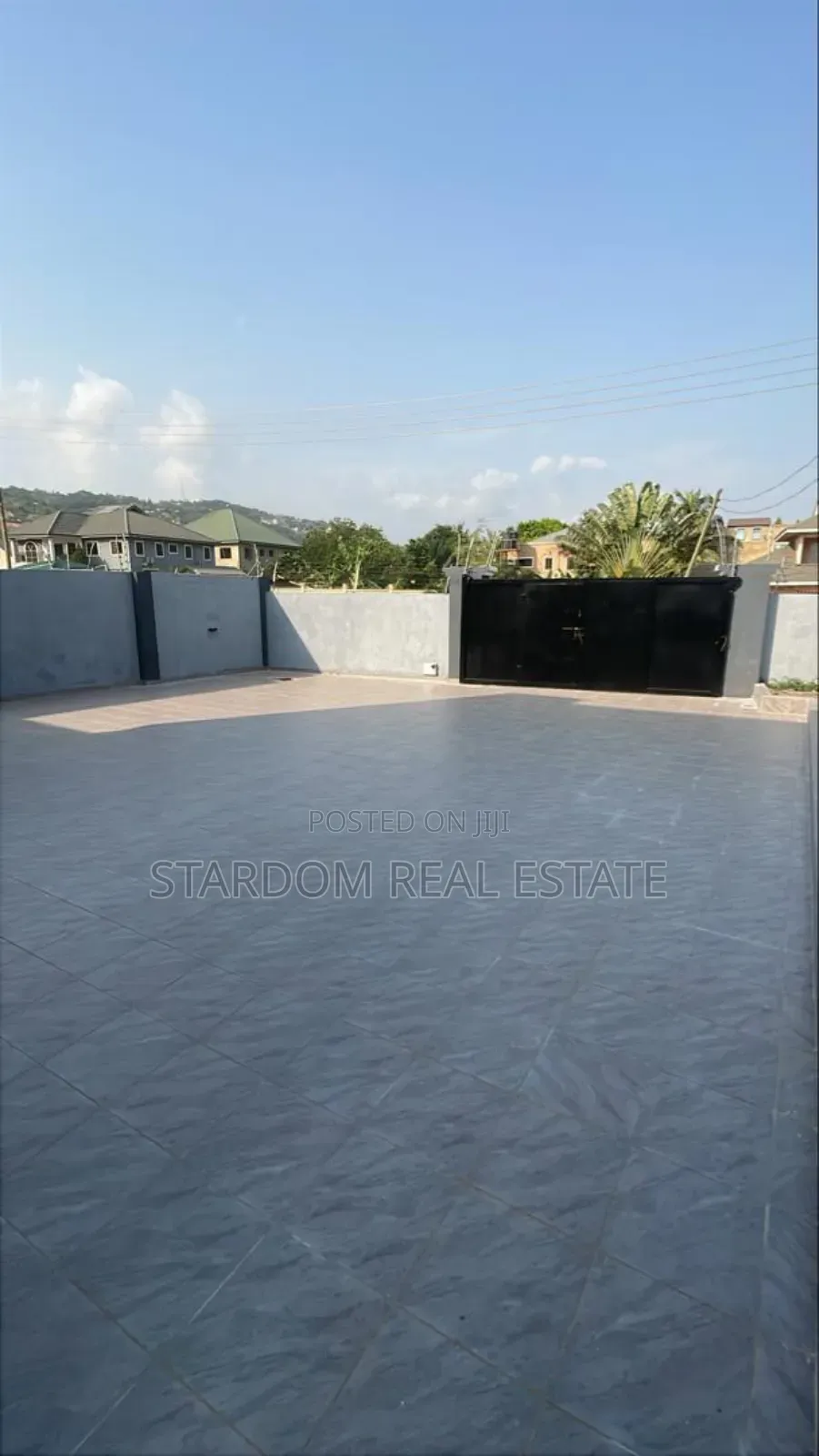 4bdrm Duplex in Ayi Mensah, Oyarifa for sale