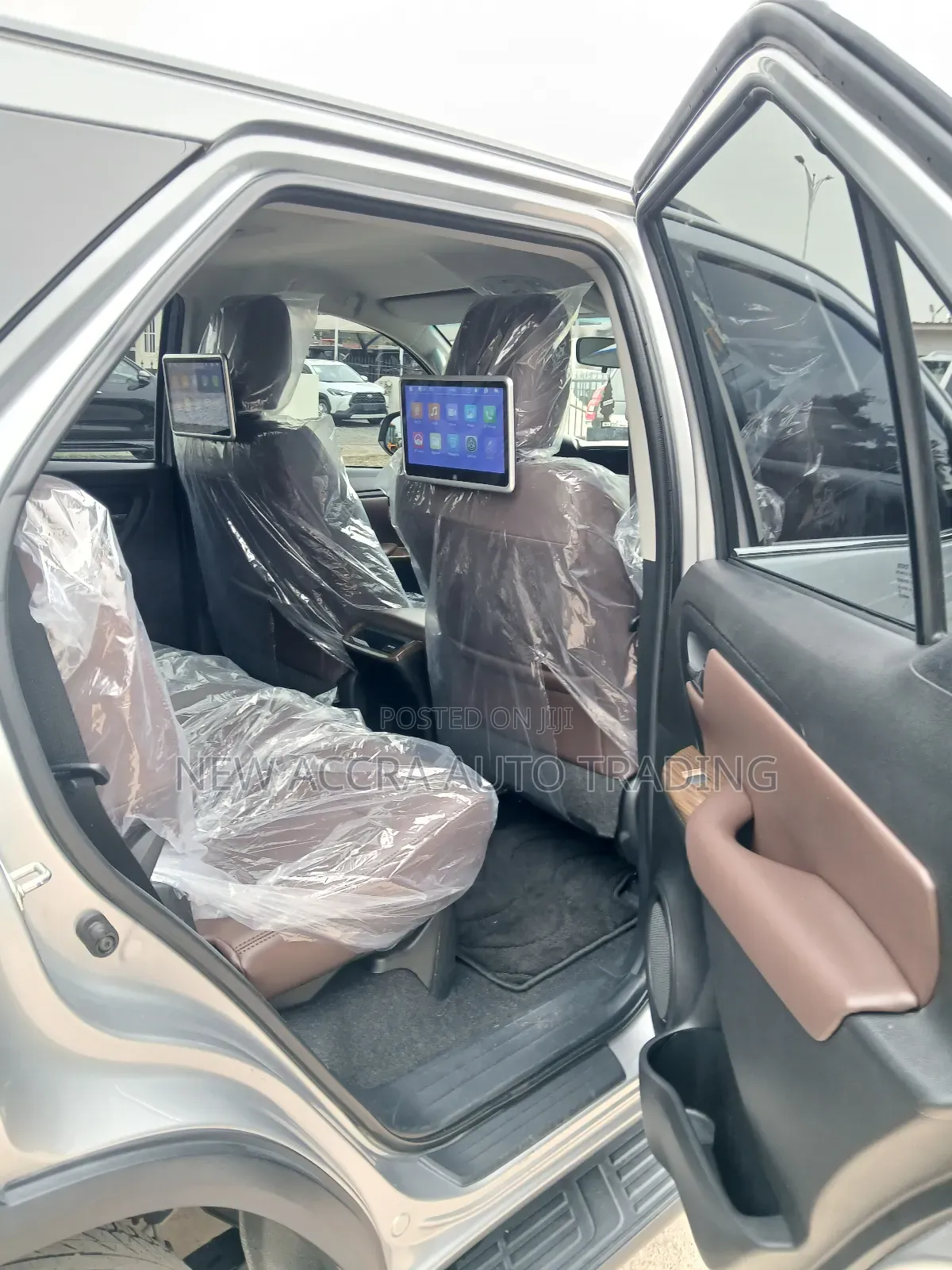 Toyota Fortuner 2.7 AWD 2023 Silver