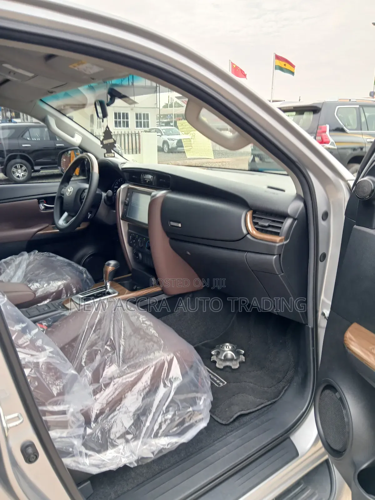 Toyota Fortuner 2.7 AWD 2023 Silver