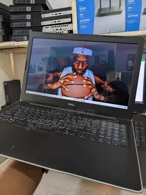 Laptop Dell Inspiron 15 3593 12GB Intel Core i5 SSD 512GB