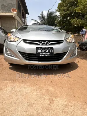 Hyundai Elantra Limited Sedan FWD (1.8L 4cyl 6A) 2016 Silver