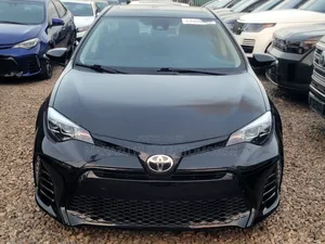 Toyota Corolla SE (1.8L 4cyl 2A) 2019 Black