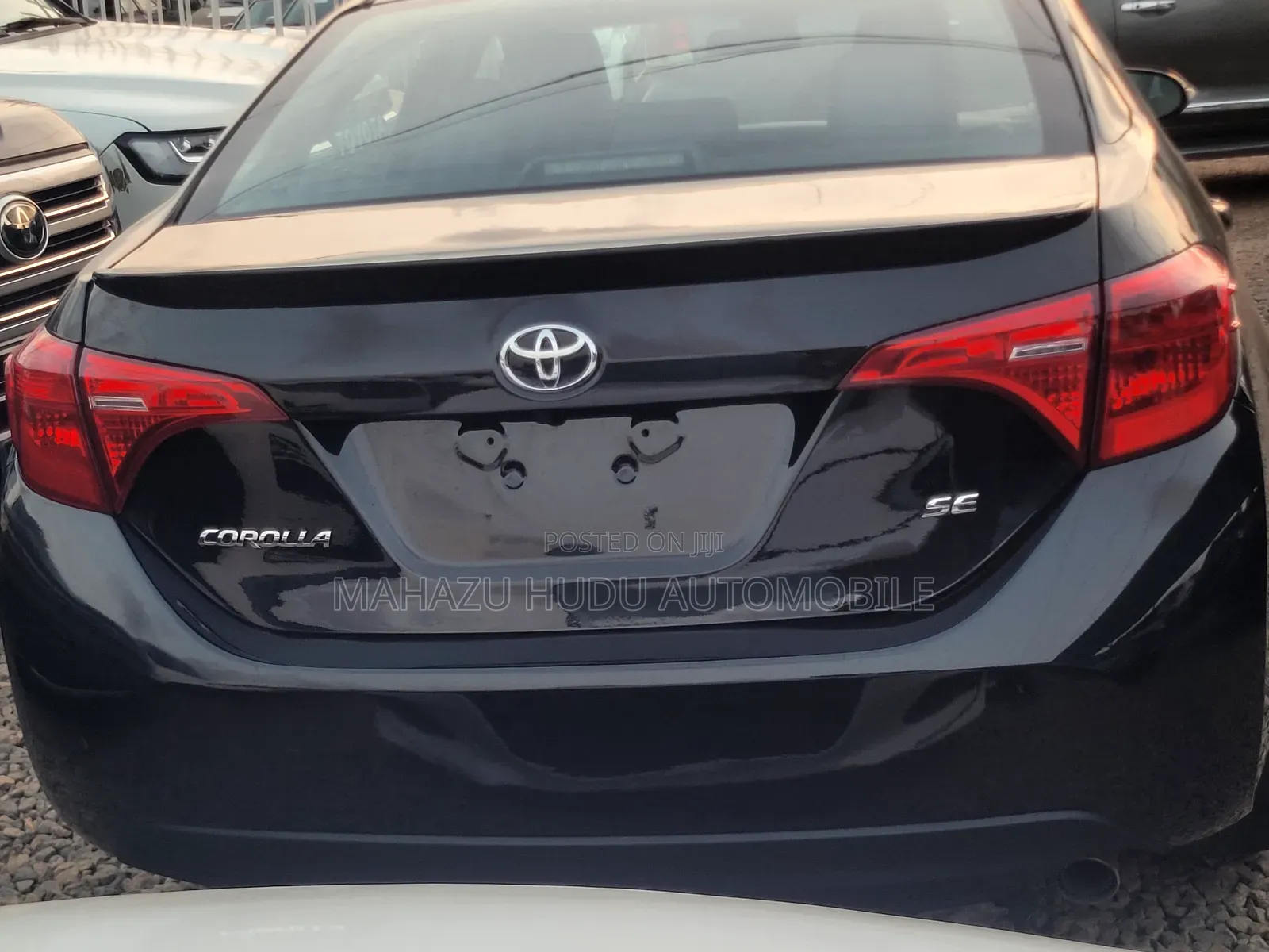 Toyota Corolla SE (1.8L 4cyl 2A) 2019 Black