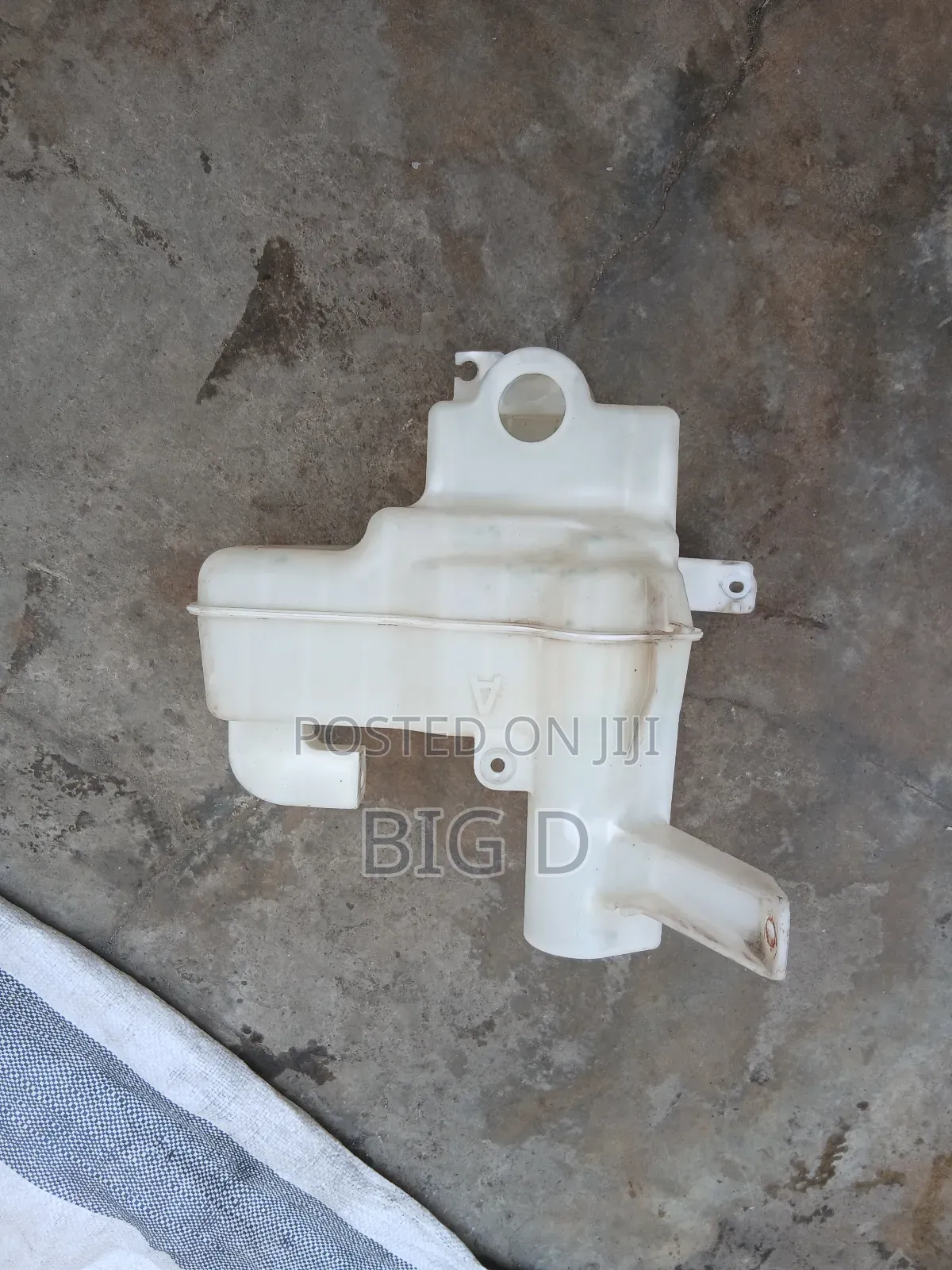 Honda Civic 2012 to 2013 Wiper Wash Bottle
