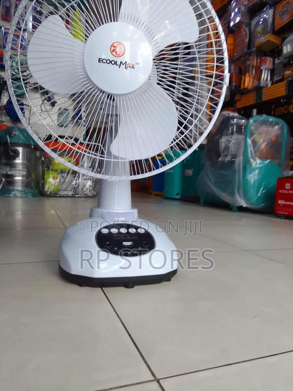 Solor Desktop Fan / Cool Temperature