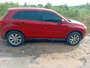 Mitsubishi Outlander Sport ES 2015 Red