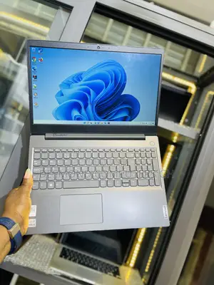 Laptop Lenovo Ideapad 3 8GB Intel Core i3 HDD 1T