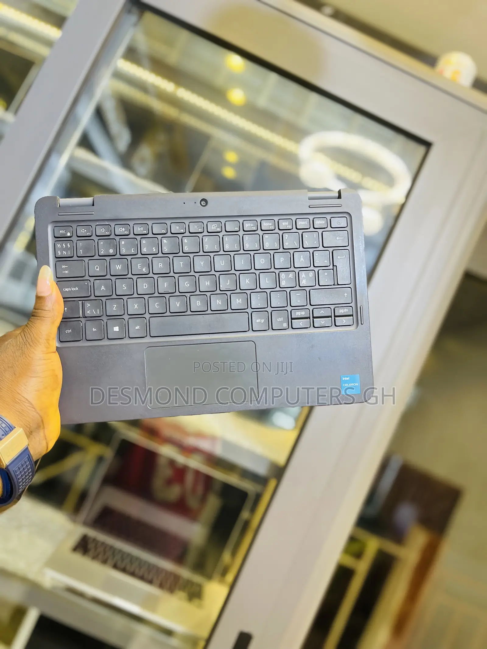Laptop Dell Latitude 3120 4GB Intel SSD 128GB