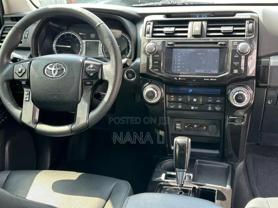 Toyota 4-Runner Limited Nightshade 4x4 2019 Black