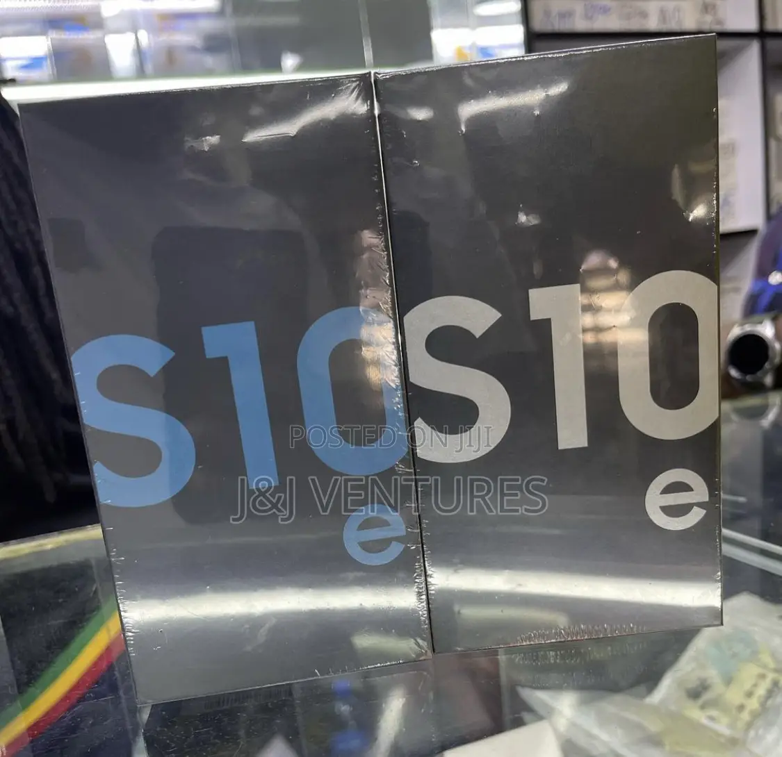 New Samsung Galaxy S10e 128 GB Black