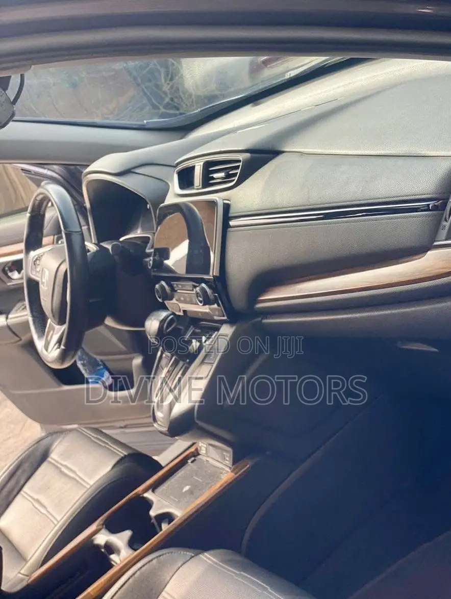 Honda CR-V Touring AWD 2020 Gray