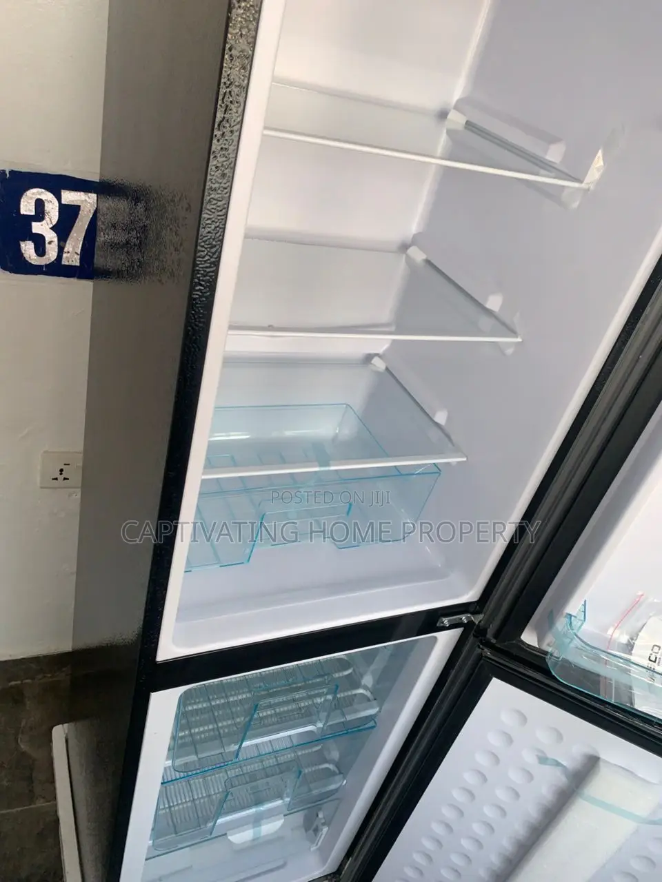 Brand New Nasco Fridge-Freezer (200l) and Neat