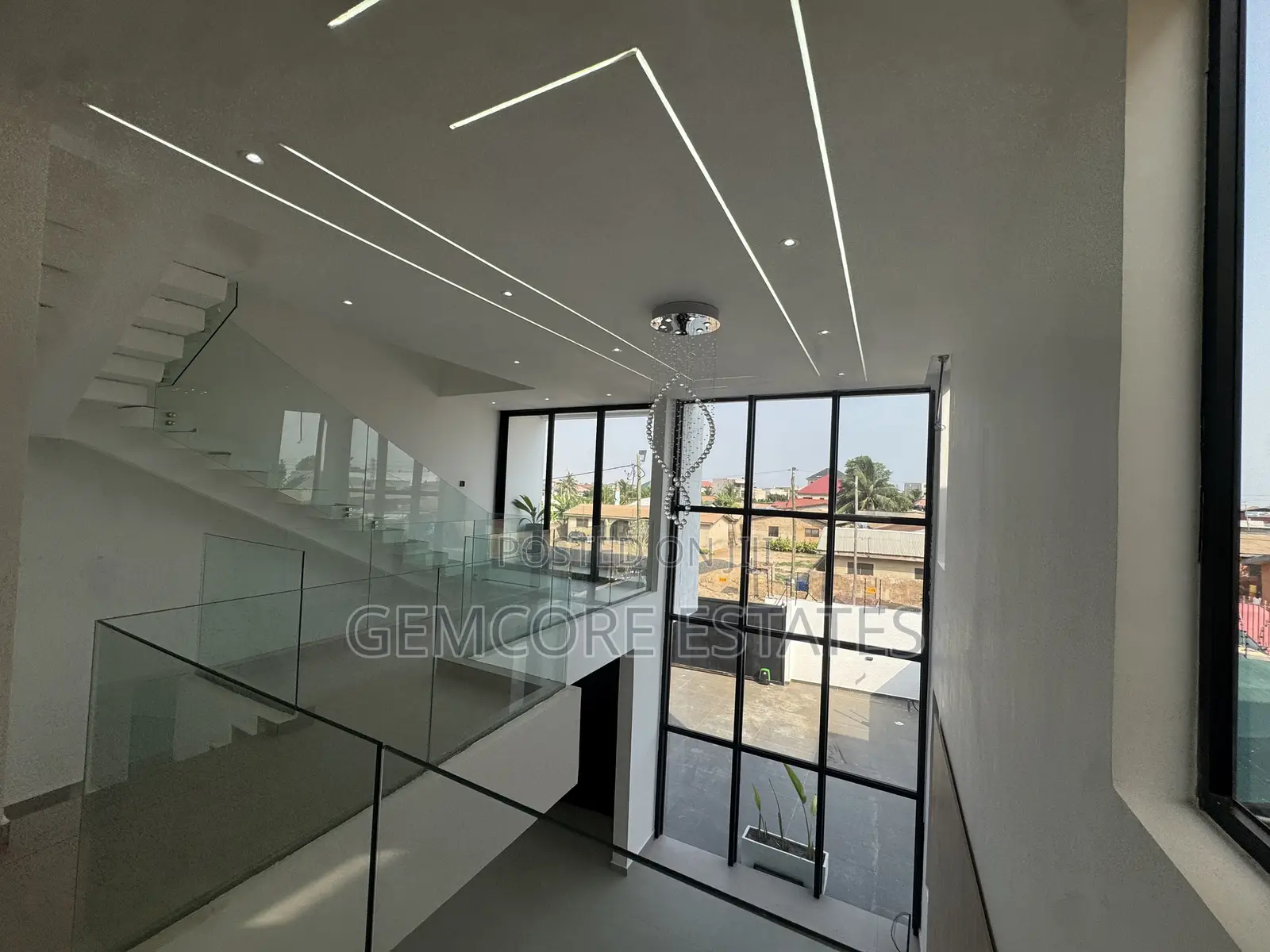 4bdrm House in Nanakrom, Ashaley Botwe for sale