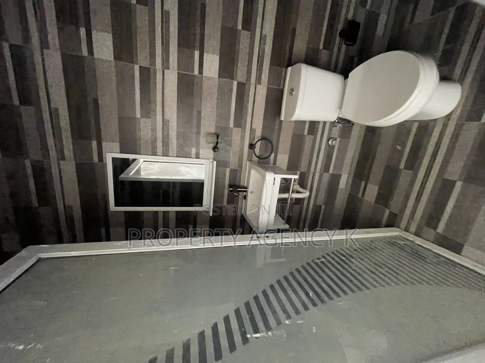 1bdrm Apartment in Accad Properties, Old Barrier for rent