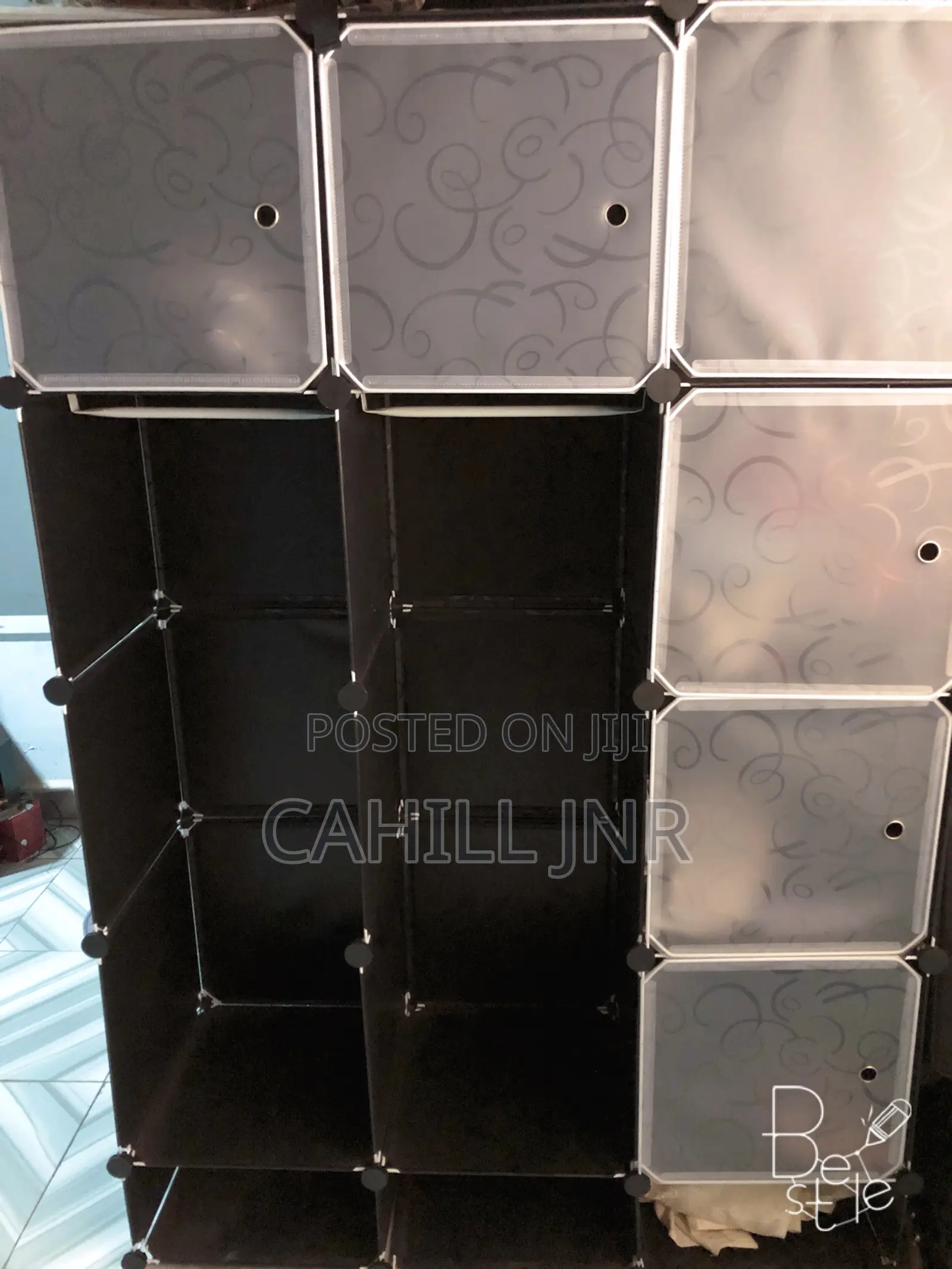 12 Cubes Plastic Wardrobe