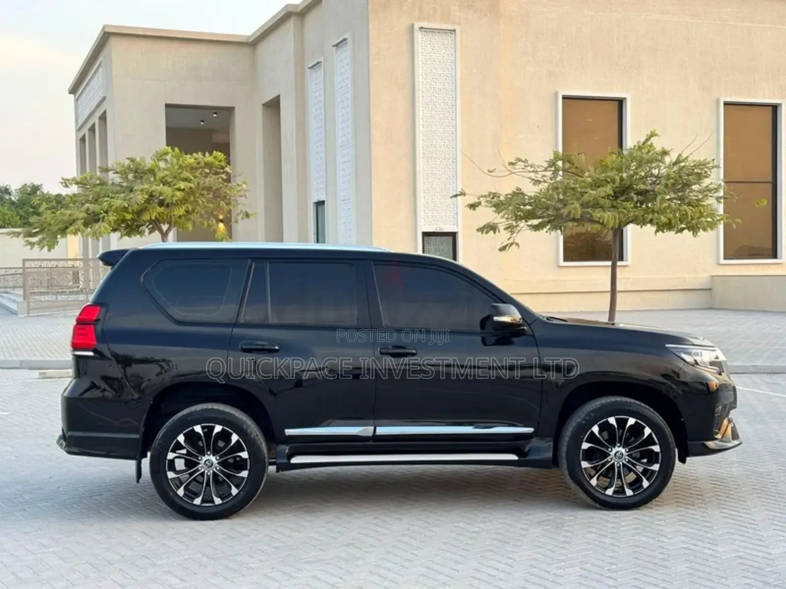 Toyota Land Cruiser Prado 2.7 2019 Black