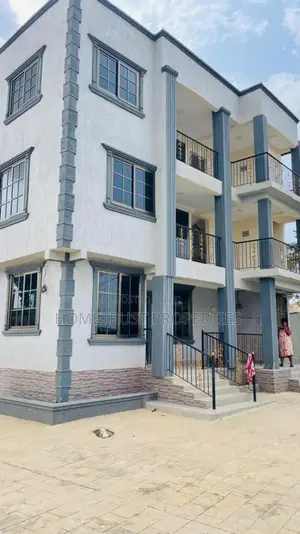 2bdrm Apartment in Hometrust Properties, Ablekuma for rent