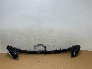 2021-2023 Hyundai Tucson Center Led Trunk Tailgate Tail Light Oem