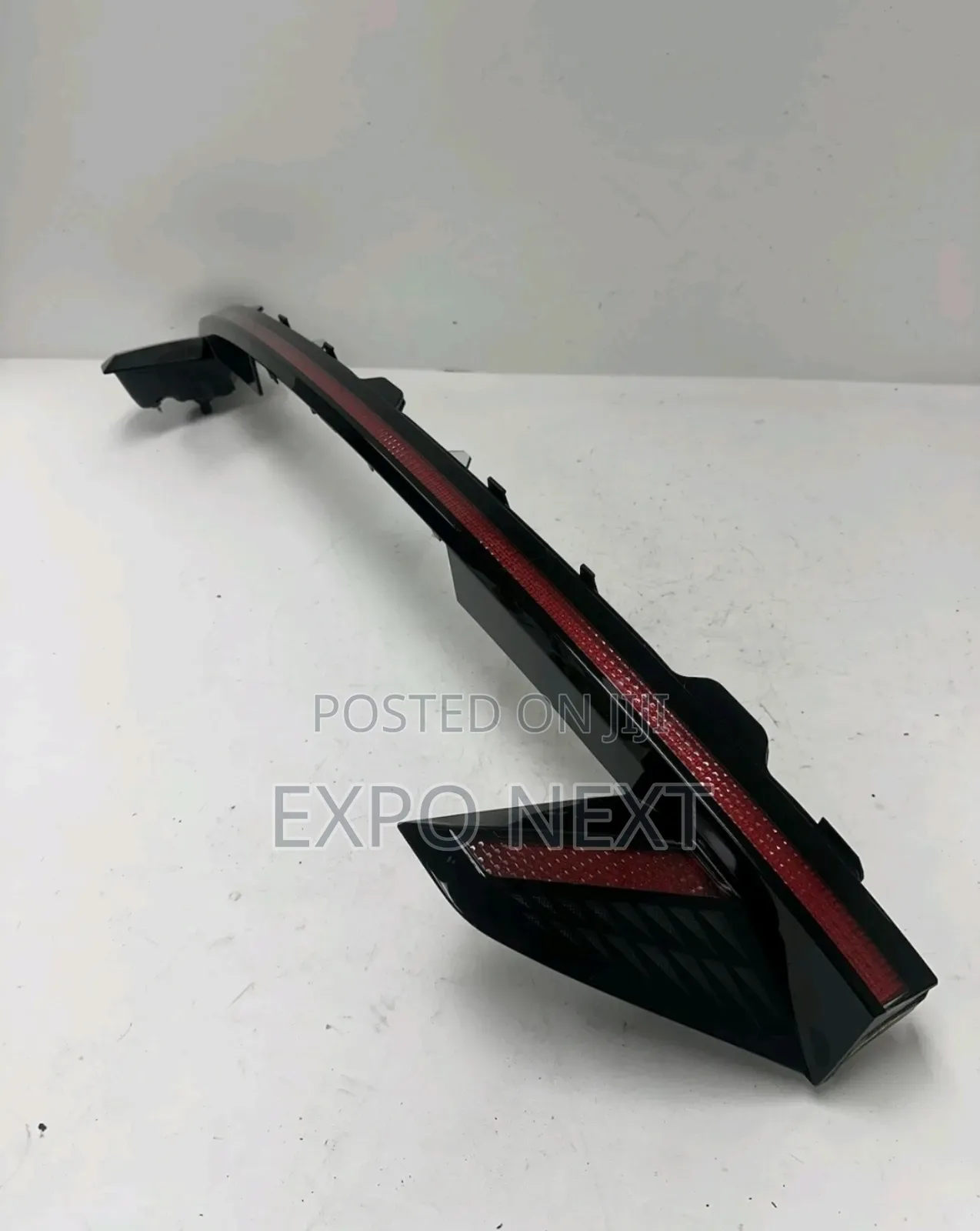2021-2023 Hyundai Tucson Center Led Trunk Tailgate Tail Light Oem