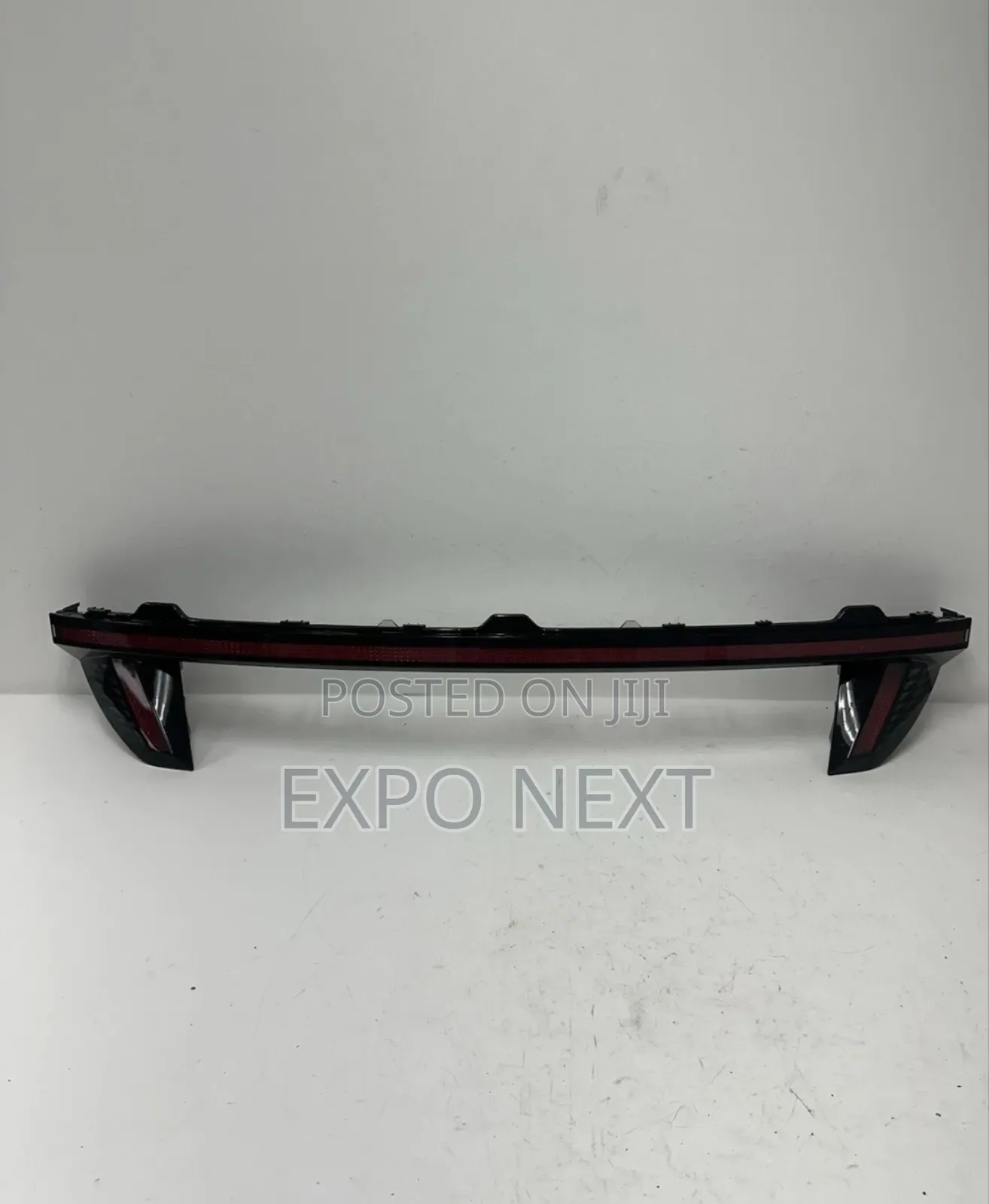 2021-2023 Hyundai Tucson Center Led Trunk Tailgate Tail Light Oem