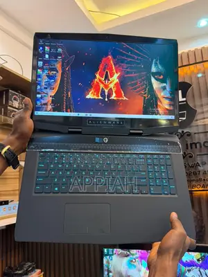 New Laptop Alienware M17x R2 16GB Intel Core I7 HDD+SSD 512GB
