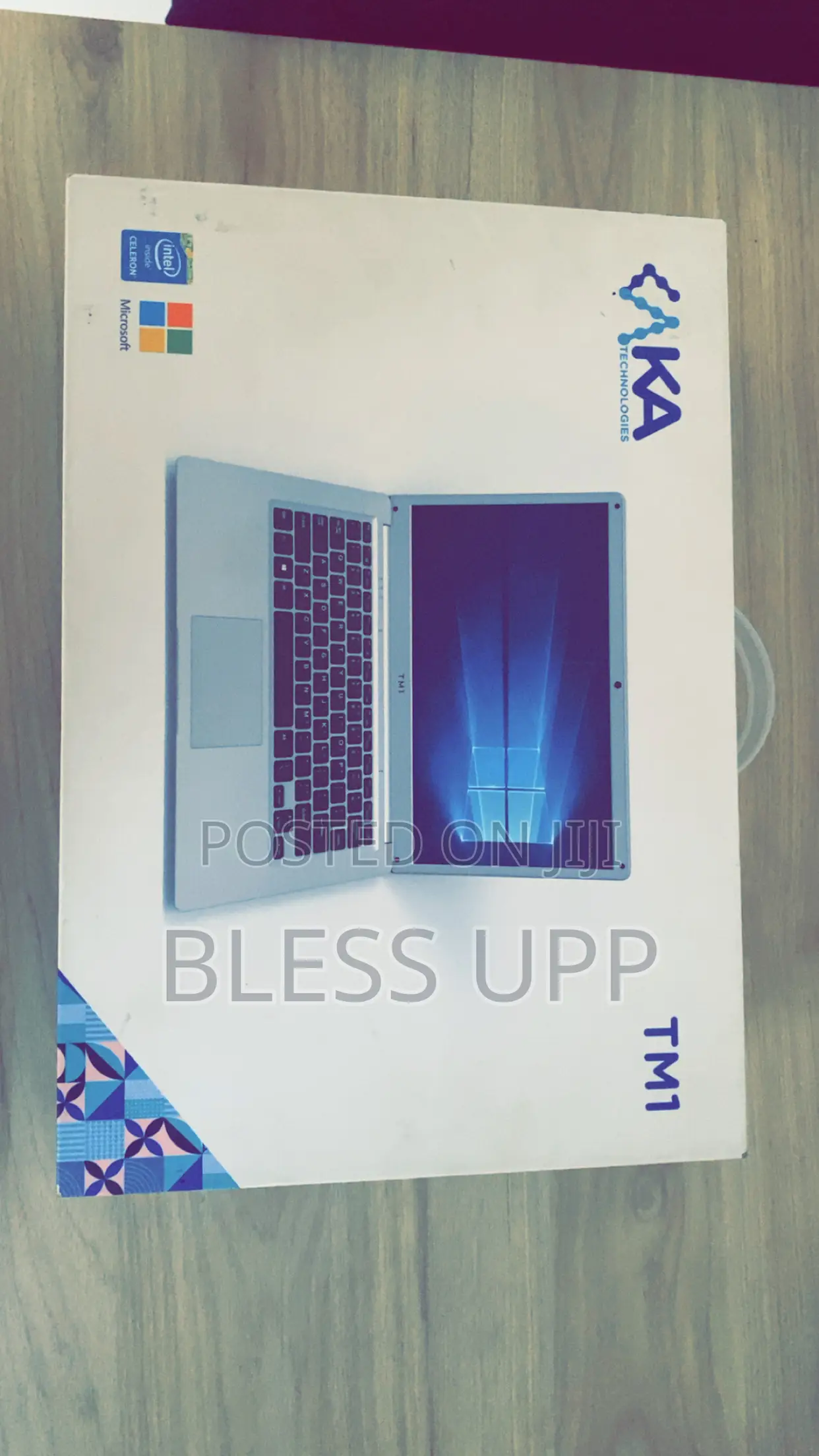 New Laptop Microsoft 4GB Intel Celeron SSD 256GB