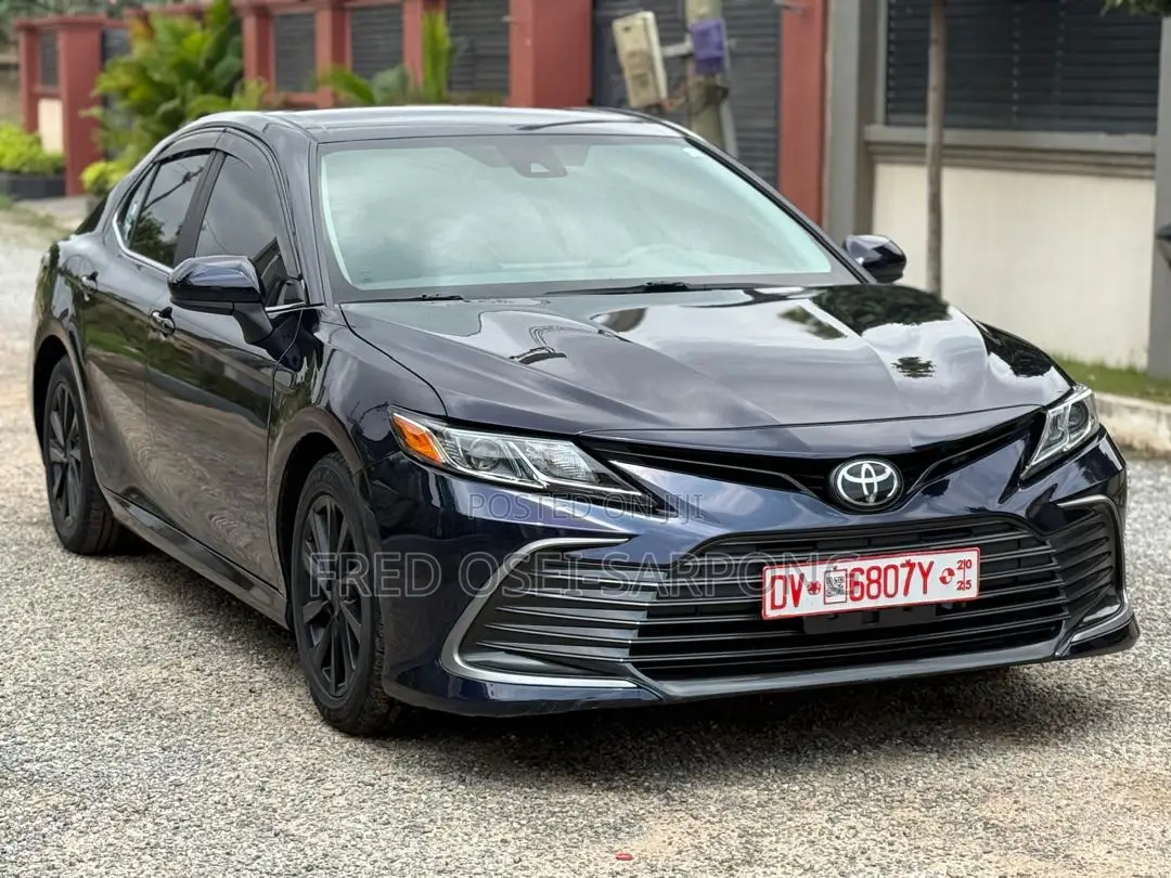 Toyota Camry LE 2022 Blue
