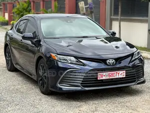Toyota Camry LE 2022 Blue