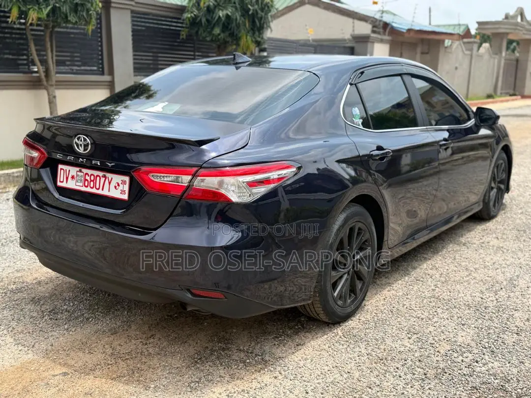 Toyota Camry LE 2022 Blue