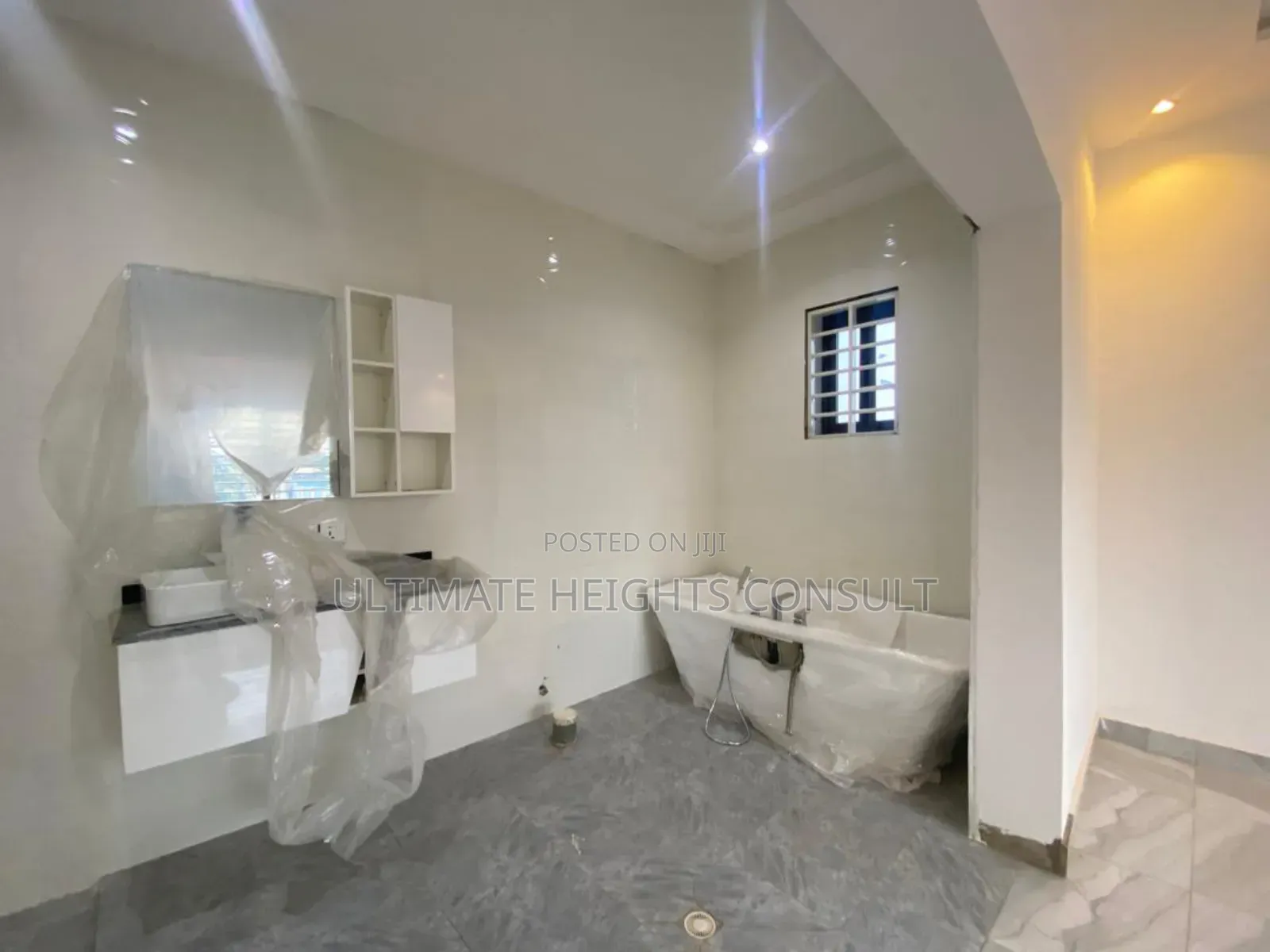 3bdrm House in Ashaley Botwe for sale