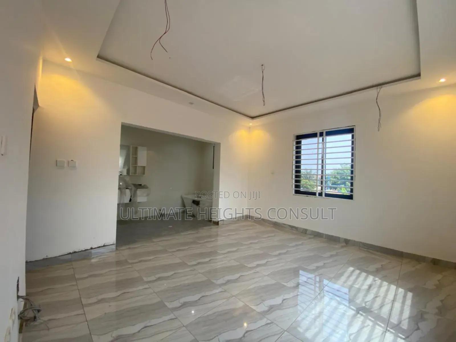 3bdrm House in Ashaley Botwe for sale
