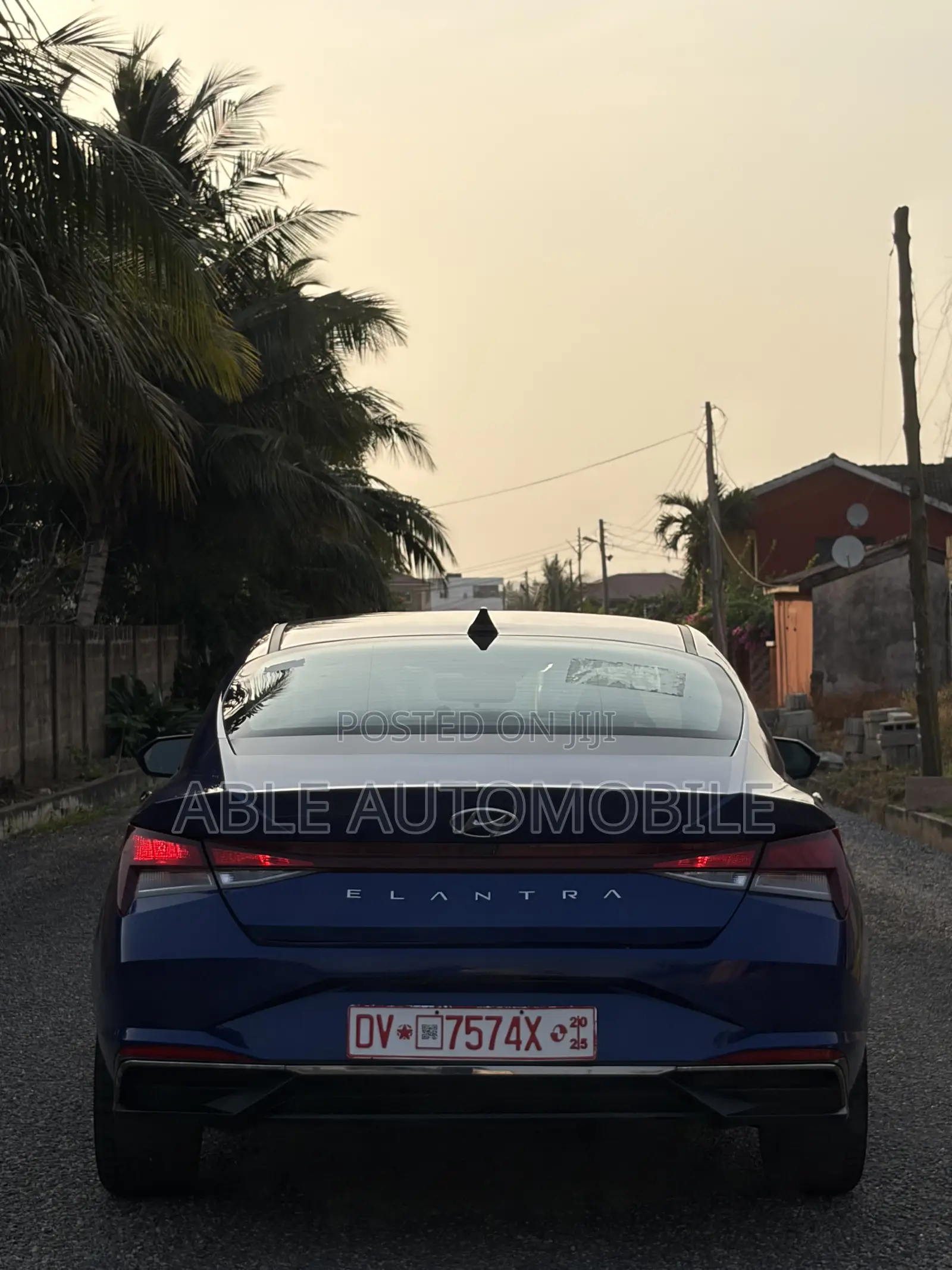 Hyundai Elantra Limited 2021 Blue