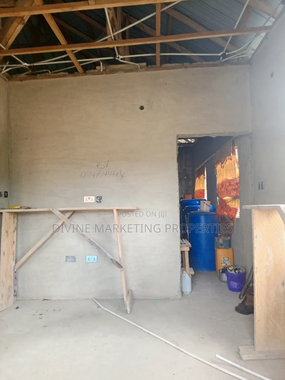 4bdrm House in Behind Kasoa Market for sale