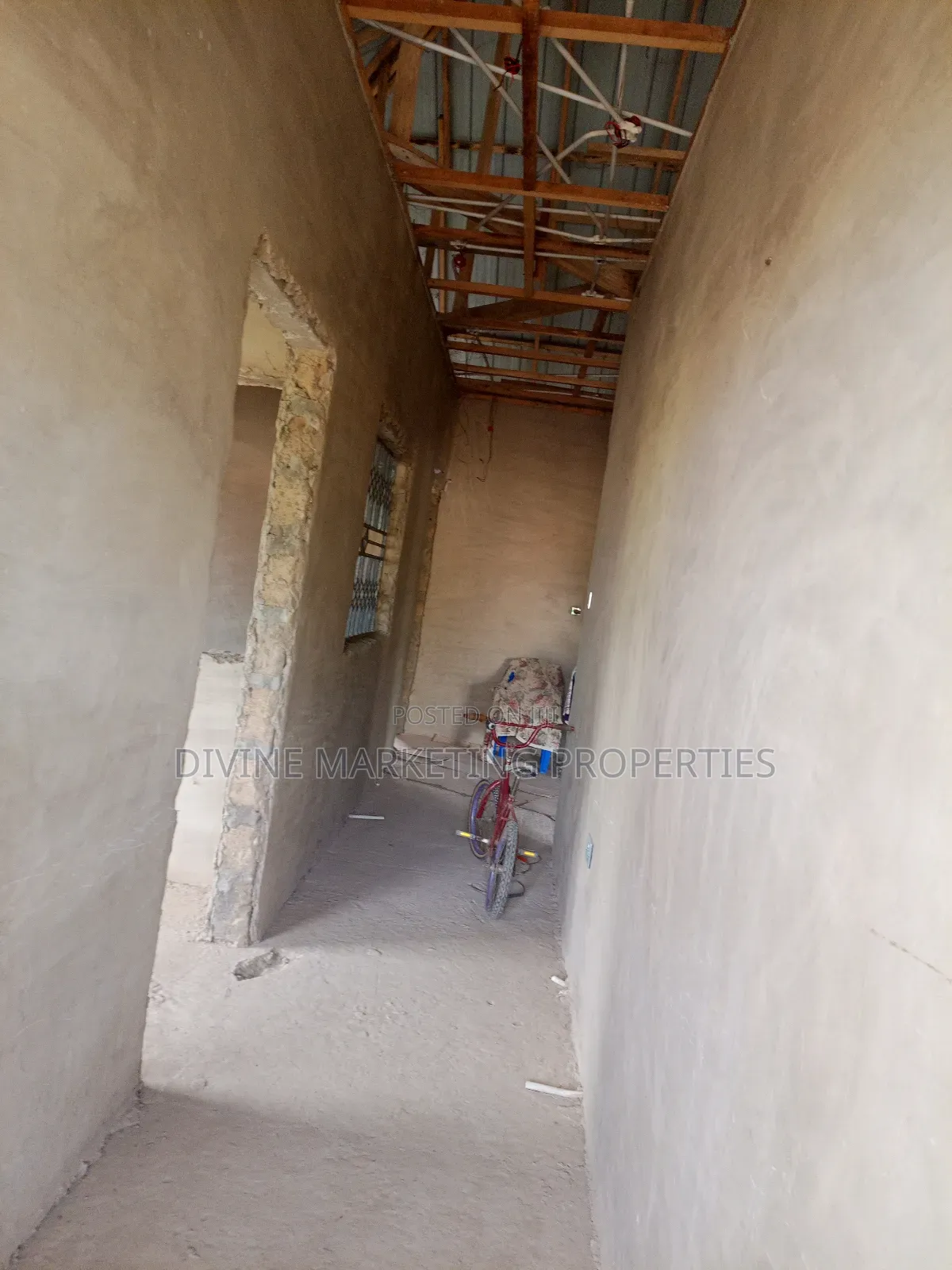 4bdrm House in Behind Kasoa Market for sale