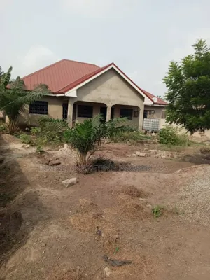 4bdrm House in Behind Kasoa Market for sale