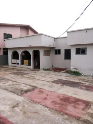 4bdrm House in Guinness Depot Area, Gbawe for sale