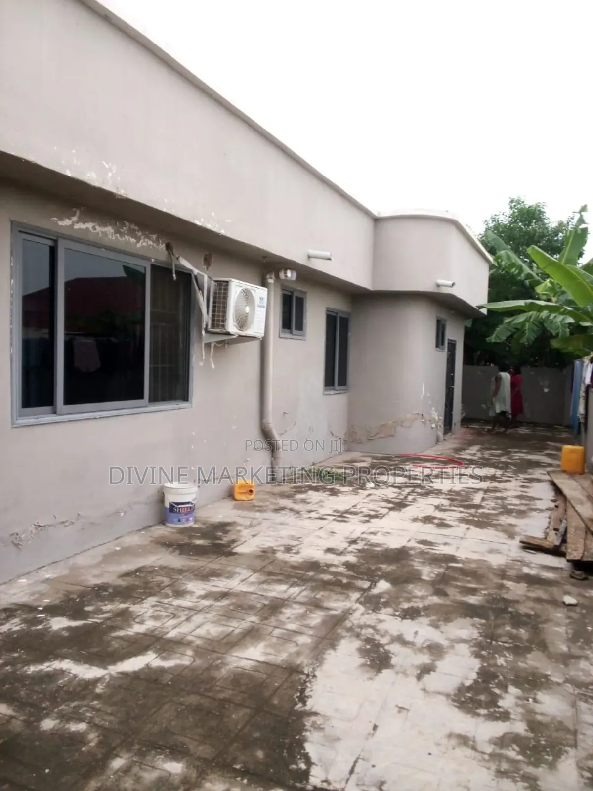4bdrm House in Guinness Depot Area, Gbawe for sale